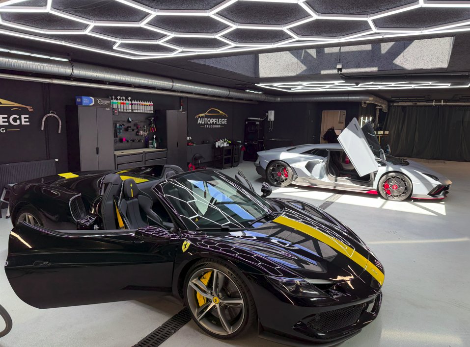 Unsere Werkstatt — Ferrari und Lamborghini